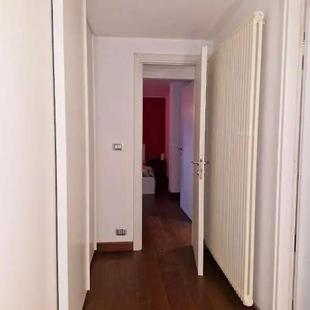 Casa Di Fronte Alle Piste Da Sci Campo Da Golf *