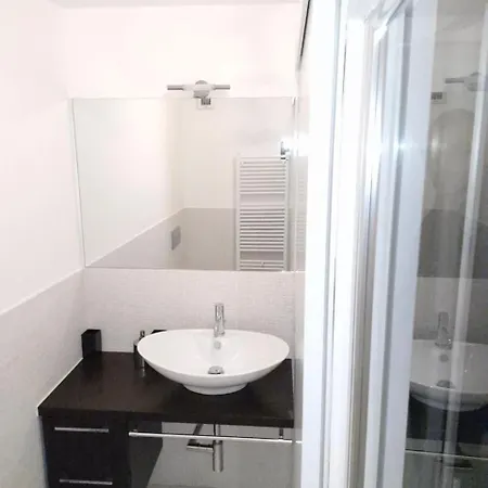 Casa Di Fronte Alle Piste Da Sci Campo Da Golf דירה